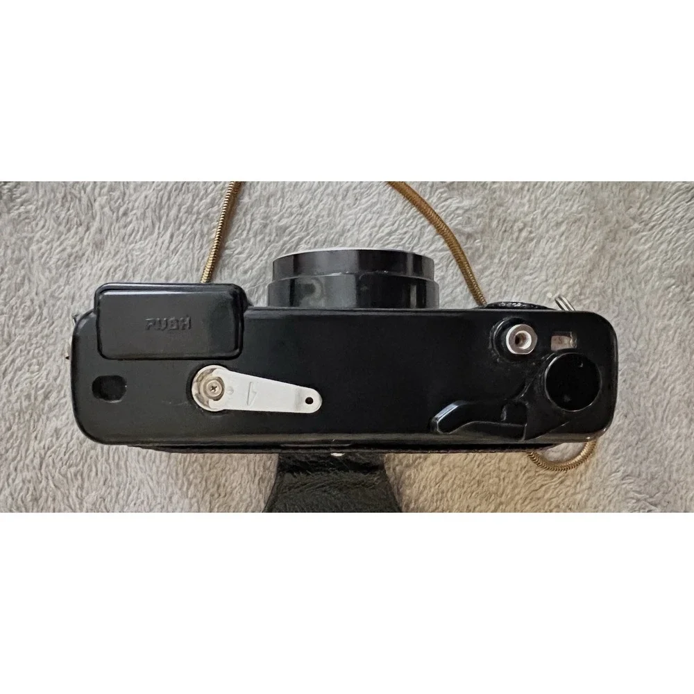 Yashica‎ 35 MF 35mm Film Point & Shoot Camera Vintage Black Not Film Tested Flaw